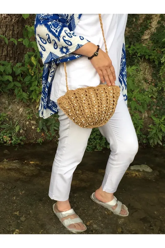 İncili Hasır Midye Çanta Yazlık Zarafet ve Doğal Şıklık Bir Arada
