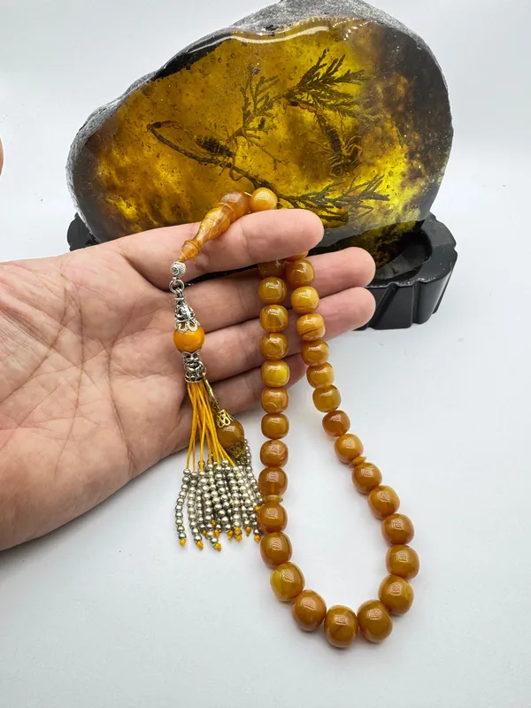 Etkileyici Rengi İle El Yapımı Kehribar Tesbih