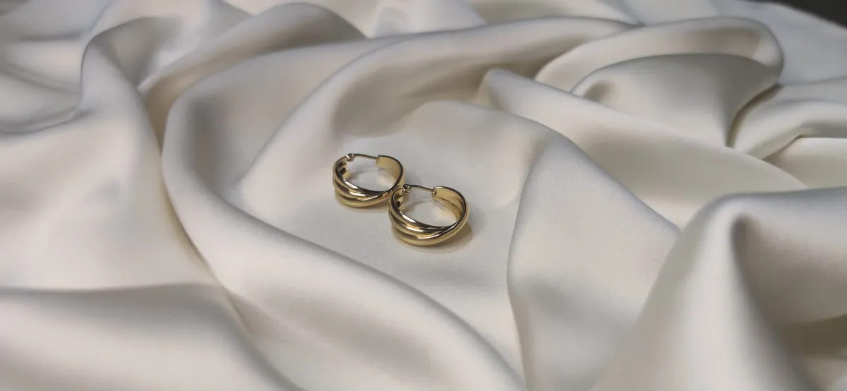 Modern Tasarım Paslanmaz Çelik Gold Küpe 