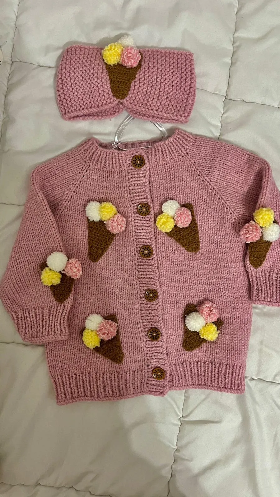 Dondurma Motifli El Örgüsü Pembe Hırka ve Saç Bandı Takımı