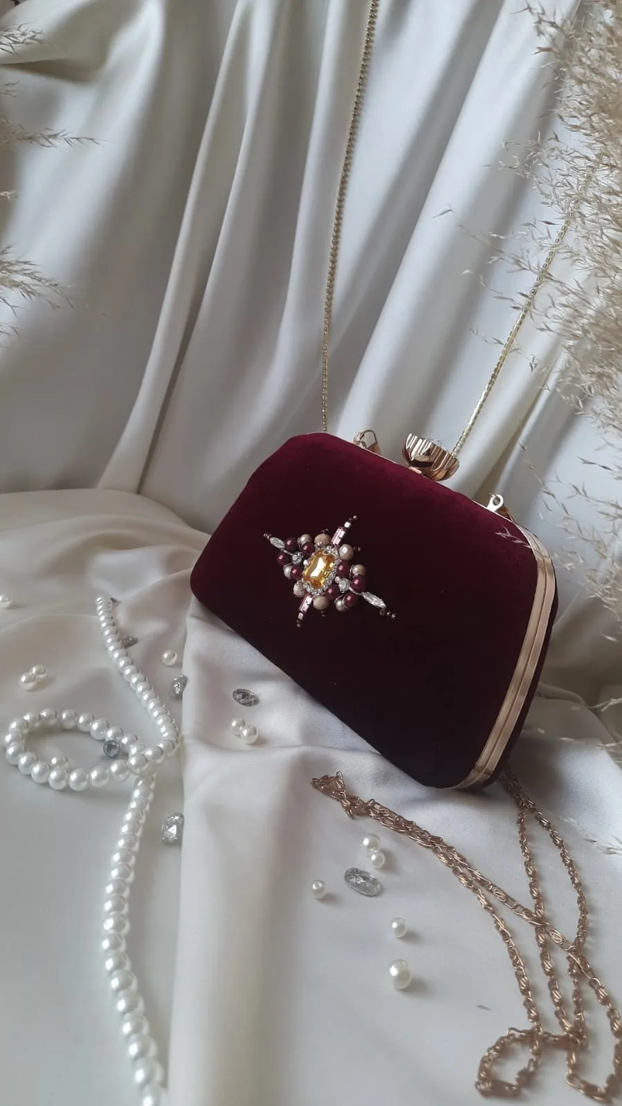 Bordo Kadife Taş Detaylı Çanta