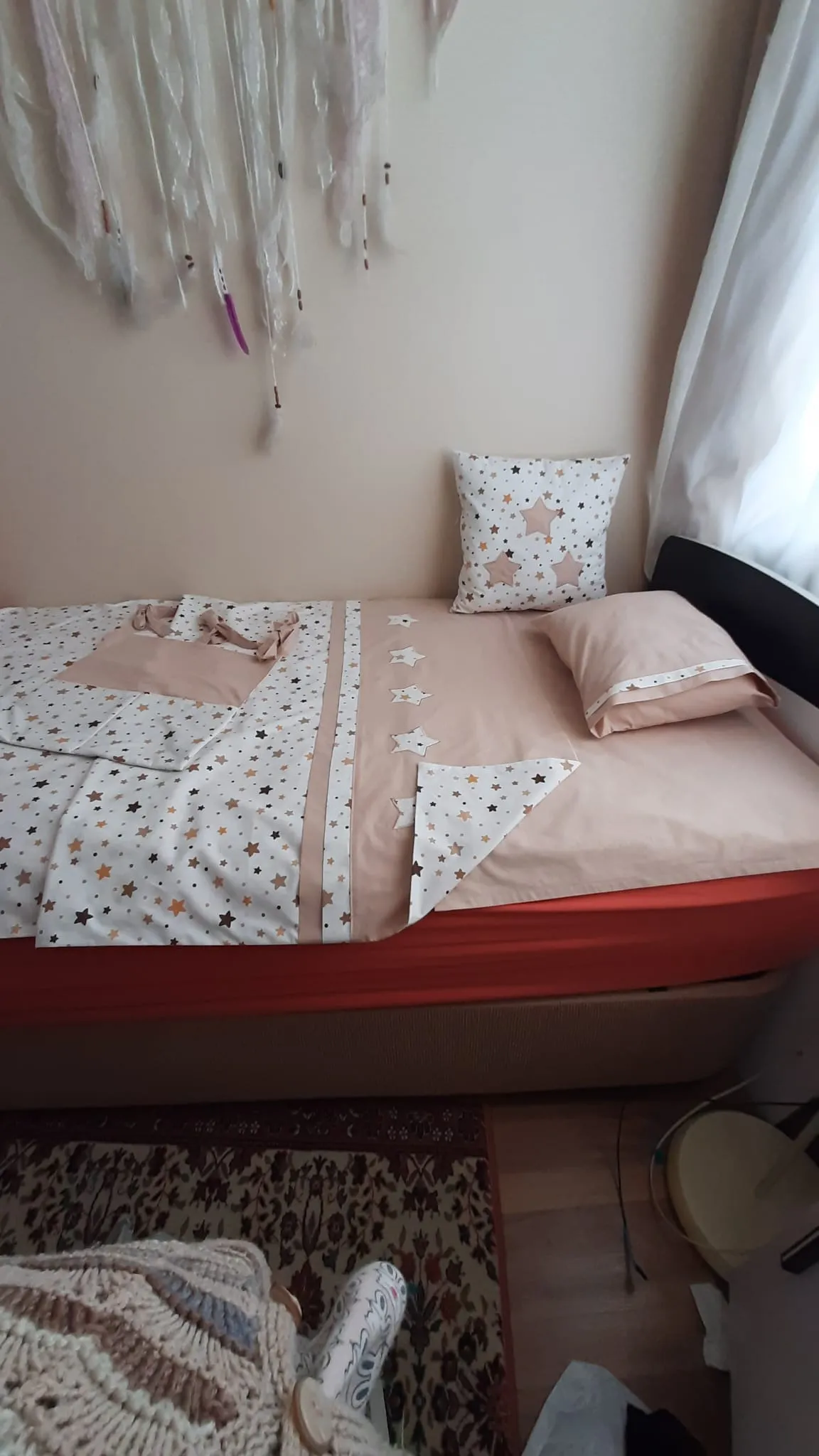 Yıldız Desenli Bej Renk Nevresim Takımı 