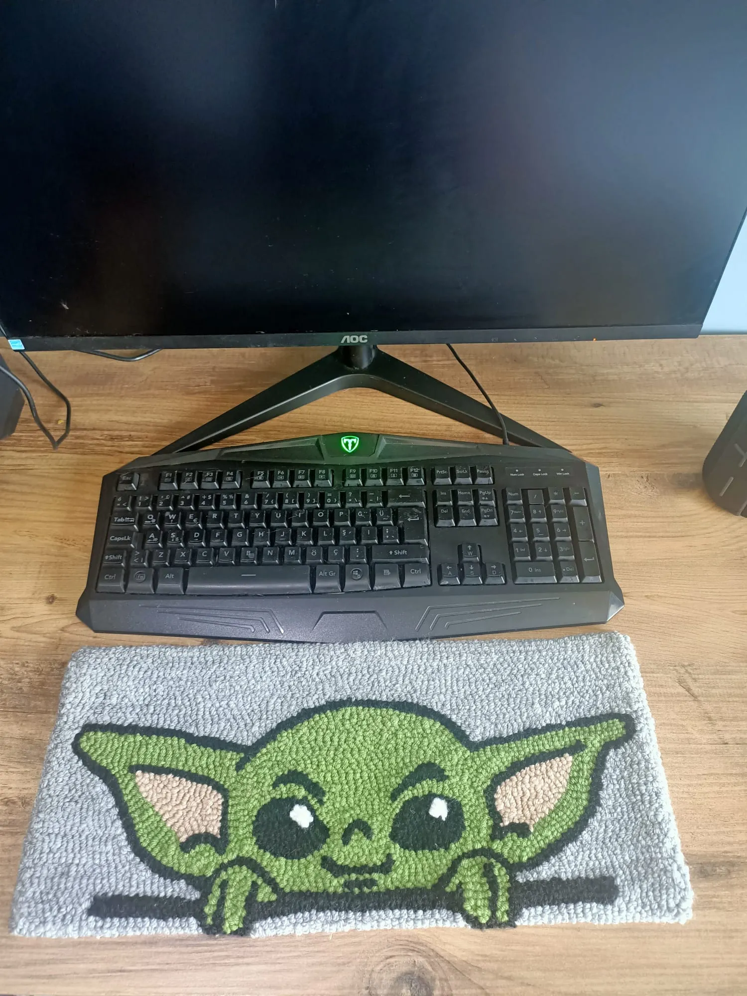 Star Wars Temalı Bilgisayar Halısı Tufting Dokuma